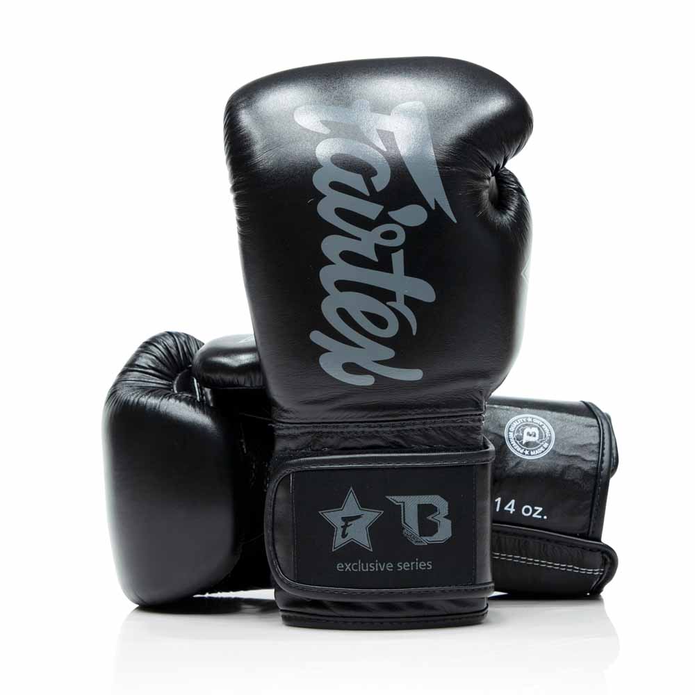 Fairtex x Booster v2 bokshandschoenen — zwart