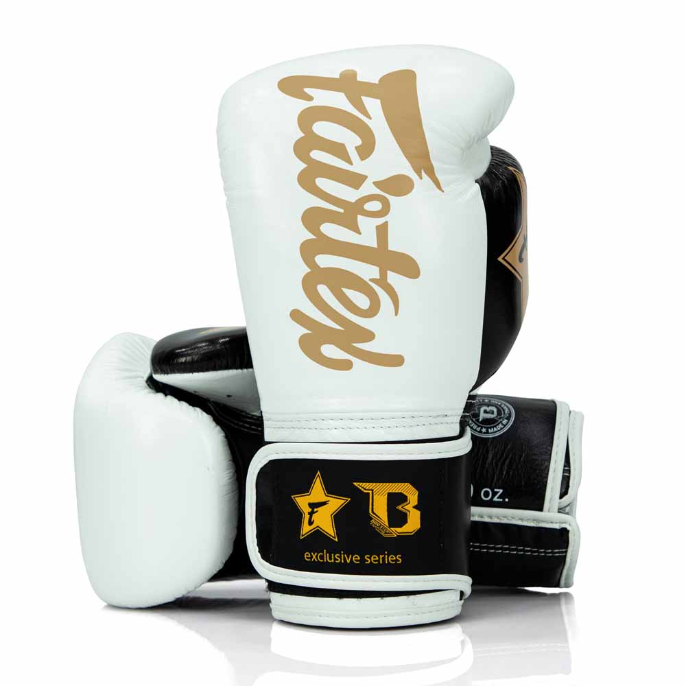 Fairtex x Booster v2 bokshandschoenen — wit/zwart/goud