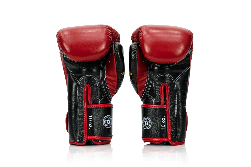 Fairtex x Booster v2 bokshandschoenen — rood/zwart/goud