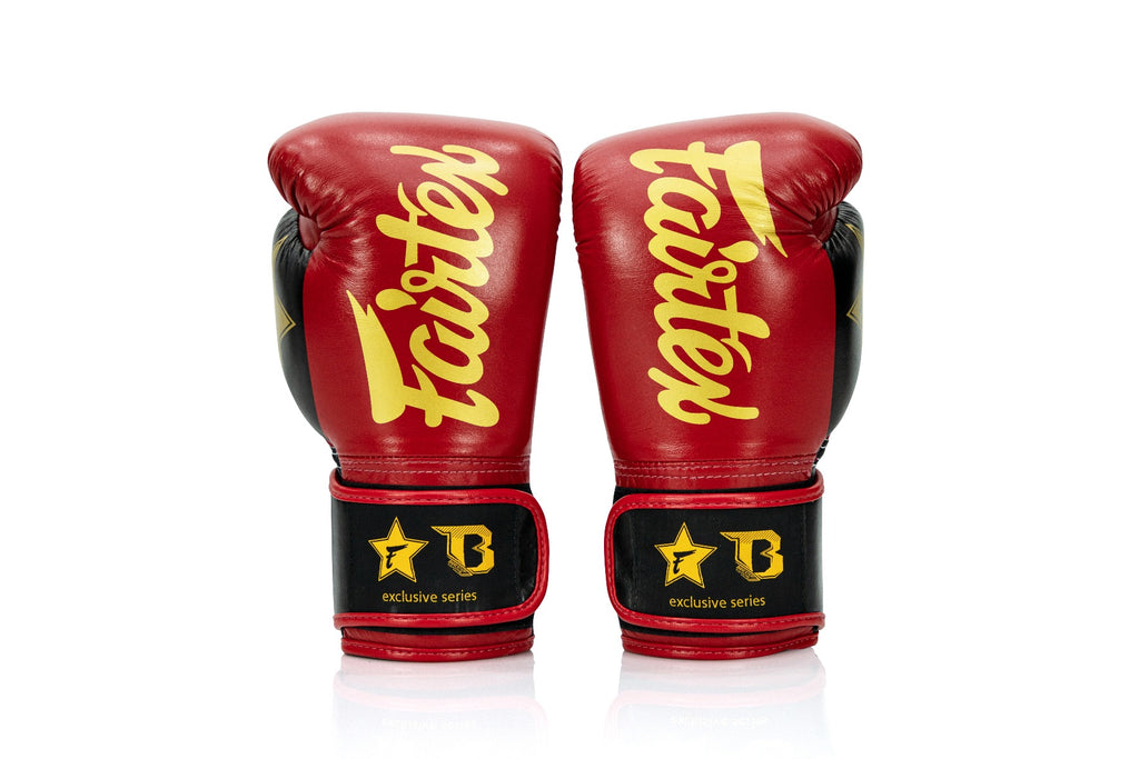 Fairtex x Booster v2 bokshandschoenen — rood/zwart/goud