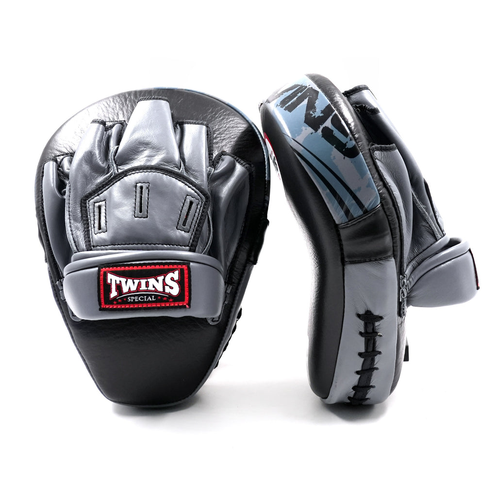 TWINS FOCUS MITTS