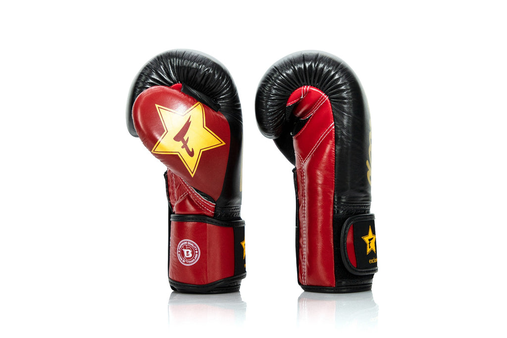 Fairtex x Booster v2 bokshandschoenen — zwart/rood/goud