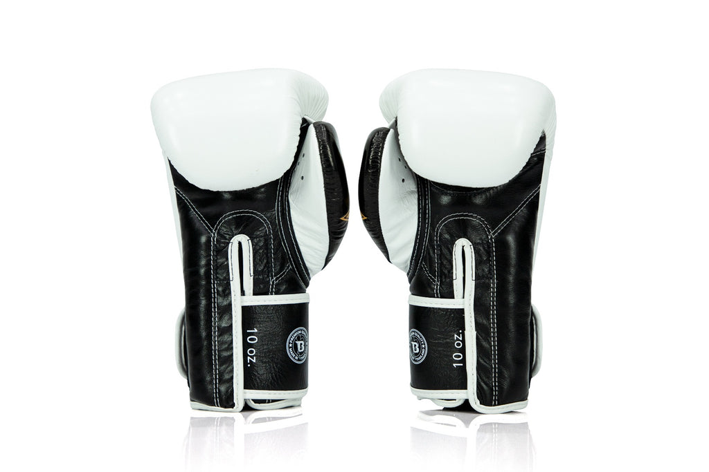 Fairtex x Booster v2 bokshandschoenen — wit/zwart/goud